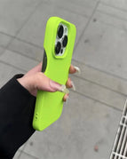 Green / Iphone 16